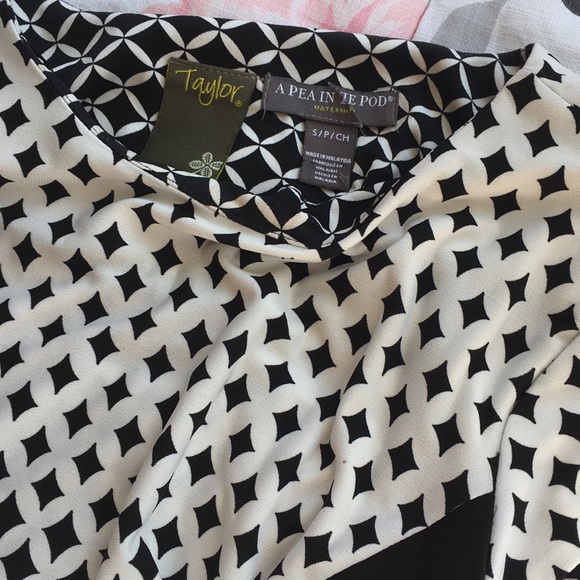 A Pea in The Pod maternity Dress - Picture 2 of 2